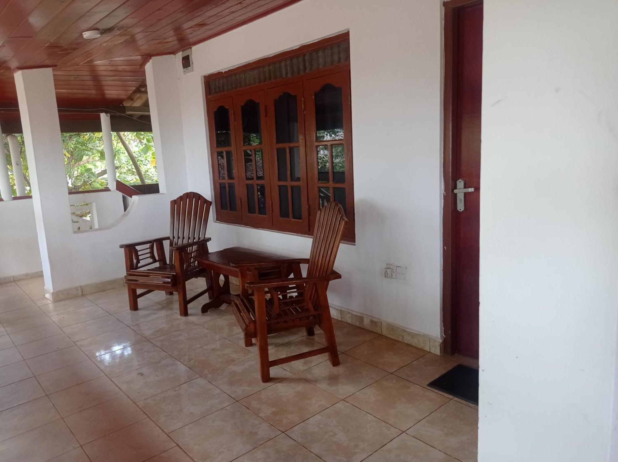 Silver Beach Hotel Trincomalee Dış mekan fotoğraf