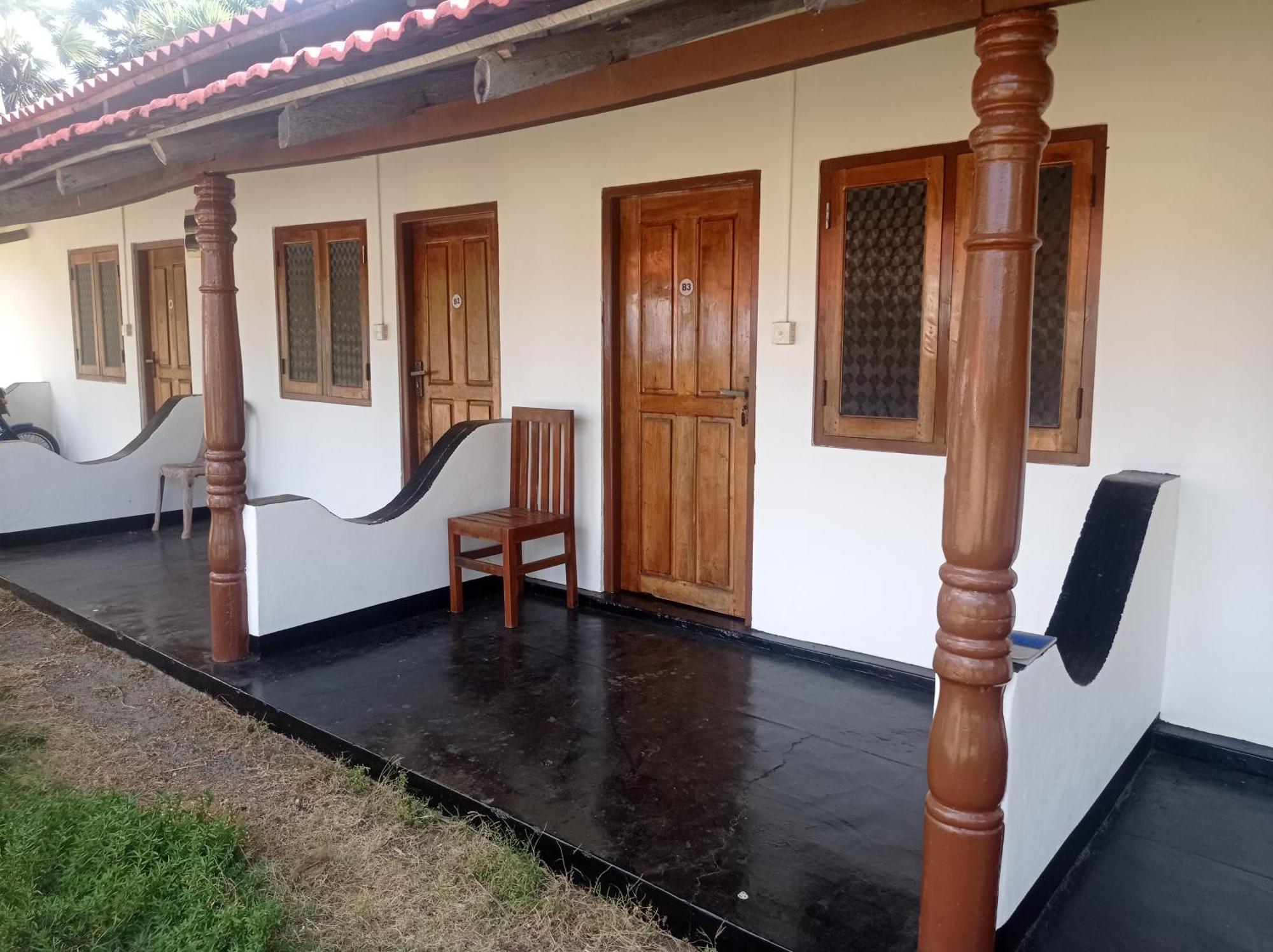 Silver Beach Hotel Trincomalee Dış mekan fotoğraf