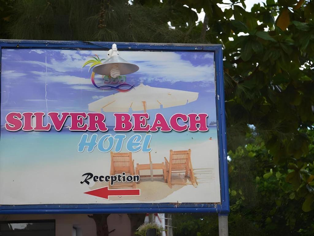 Silver Beach Hotel Trincomalee Dış mekan fotoğraf