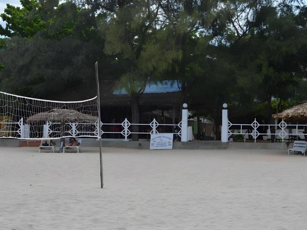 Silver Beach Hotel Trincomalee Dış mekan fotoğraf