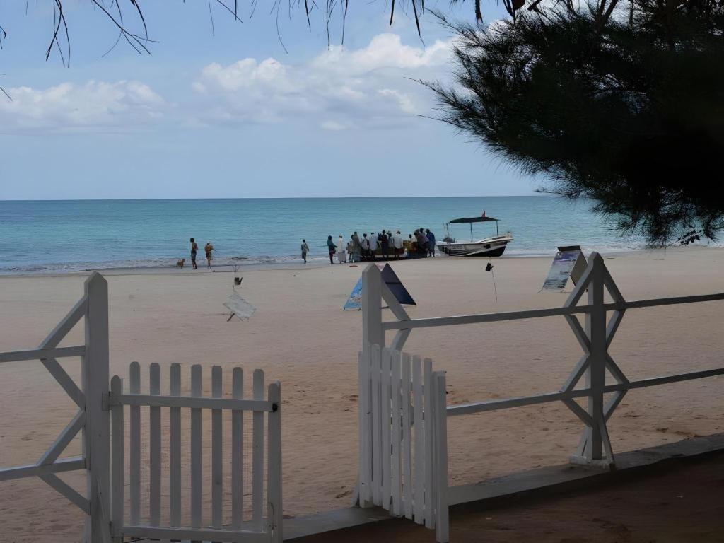 Silver Beach Hotel Trincomalee Dış mekan fotoğraf