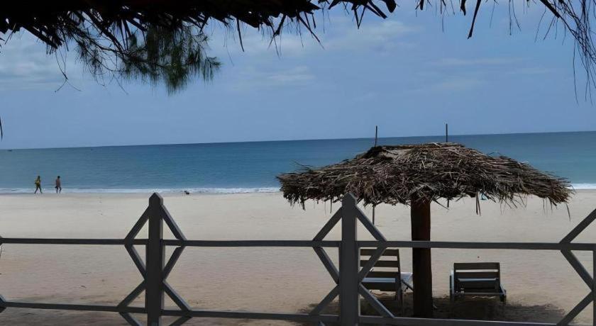 Silver Beach Hotel Trincomalee Dış mekan fotoğraf